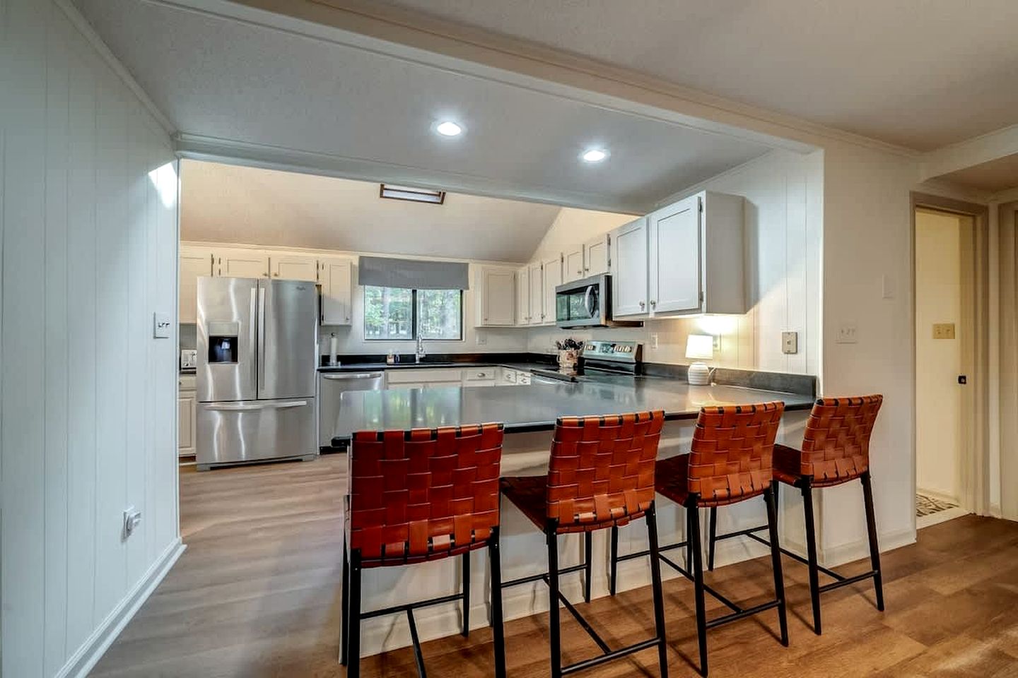 Remote, Pet Friendly Mountain Cabin with Fire Pit and Pool Access, Perfect for a Getaway to Shenandoah National Park