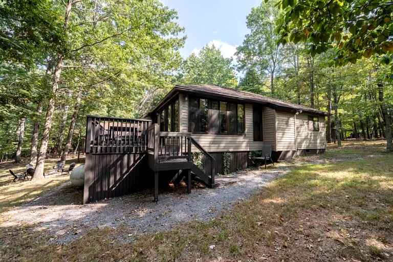 Cabins (United States of America, Hedgesville, West Virginia)