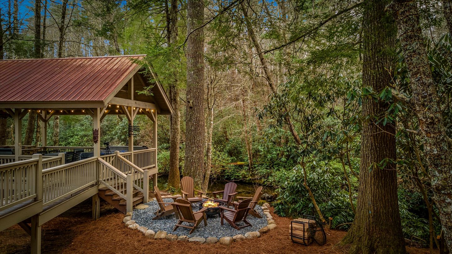 Secluded Riverfront Cabin with Hot Tub, Sauna & Private Trails near Cashiers, North Carolina