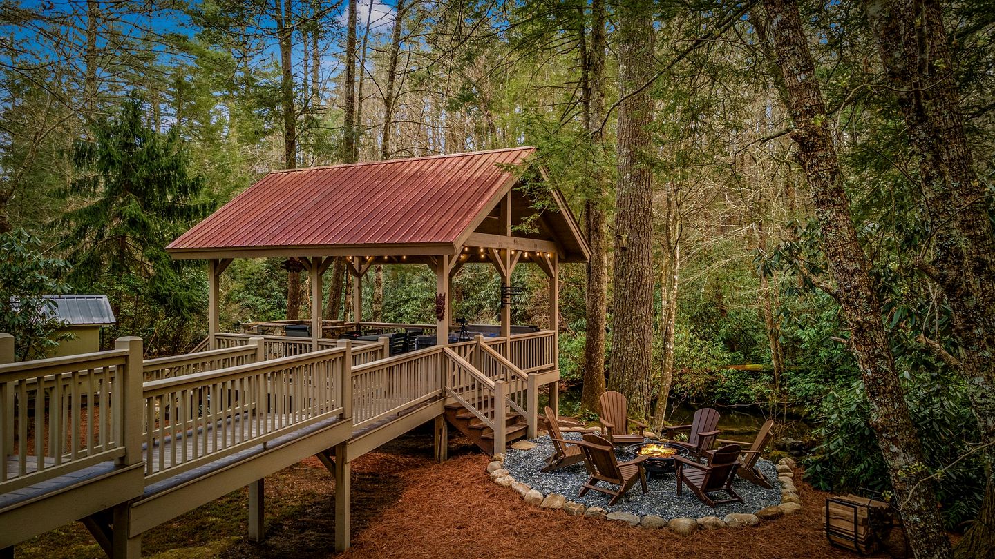 Secluded Riverfront Cabin with Hot Tub, Sauna & Private Trails near Cashiers, North Carolina