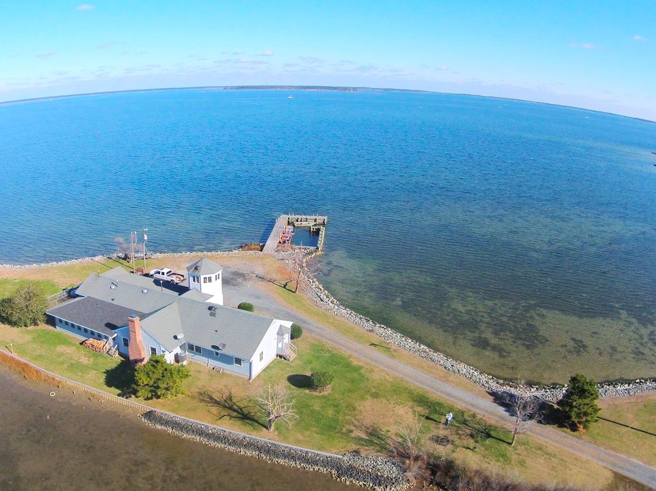 Secluded Riverfront Lodge Getaway on Hooper's Island in the Chesapeake Bay, Maryland