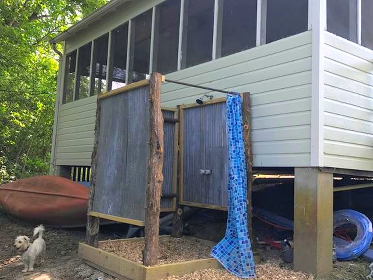 Secluded Riverside Cabin for a Peaceful Getaway near Mark Twain Forest, Missouri