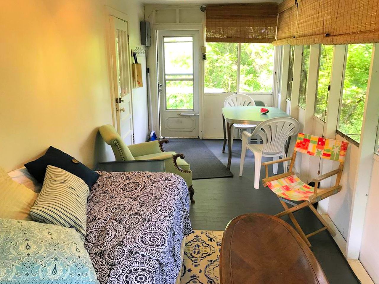 Secluded Riverside Cabin for a Peaceful Getaway near Mark Twain Forest, Missouri