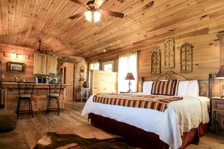 Cabins (United States of America, Fredericksburg, Texas)