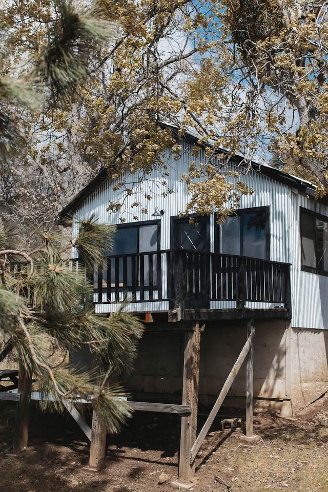 Cabins (United States of America, Dunlap, California)