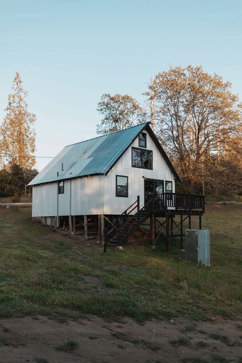 Cabins (United States of America, Dunlap, California)