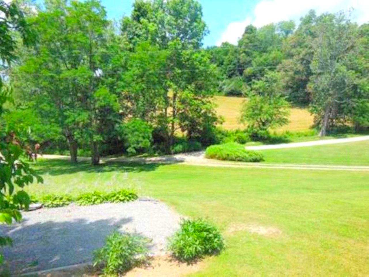 Rustic Cabin Rental near Akron, Ohio