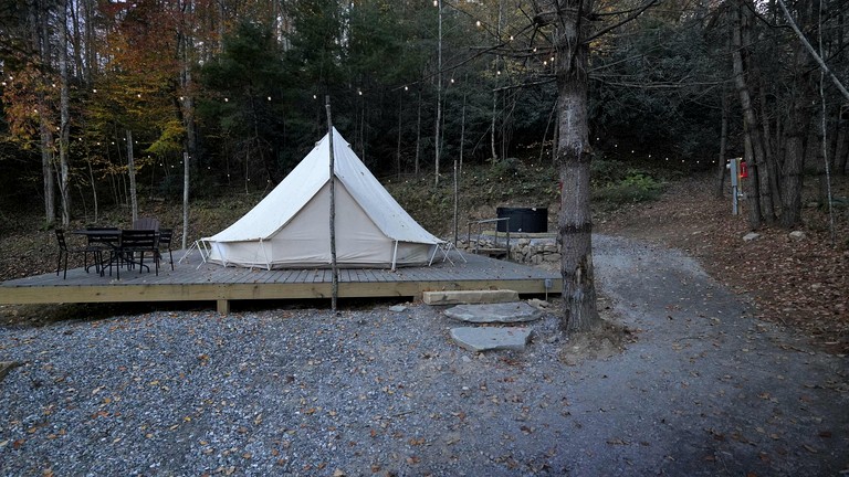 Bell Tents (United States of America, Waynesville, North Carolina)