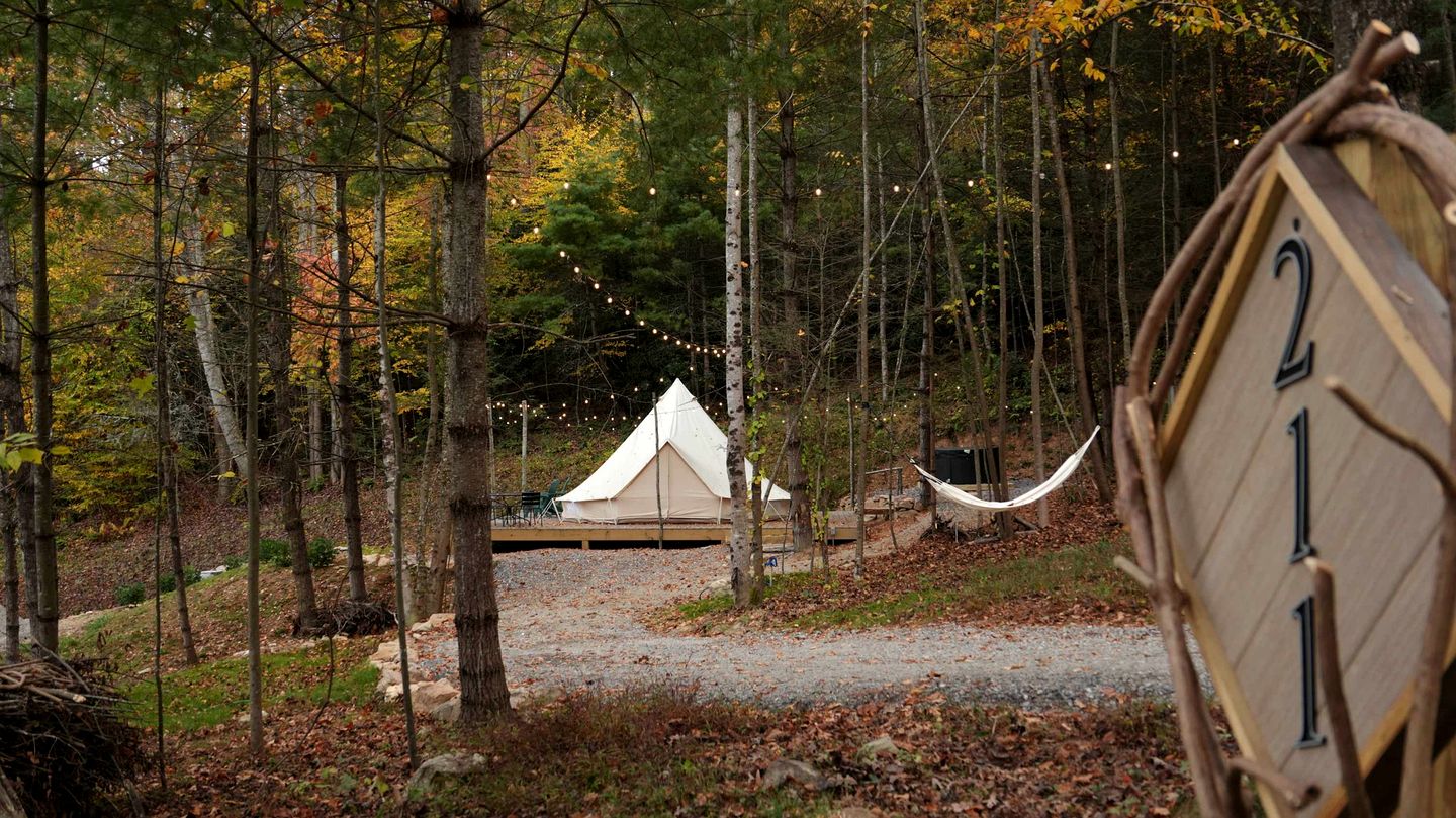 Secluded Rustic Chic Glamping Escape with Canvas Bell Tent and Tree Canopy in Waynesville, North Carolina