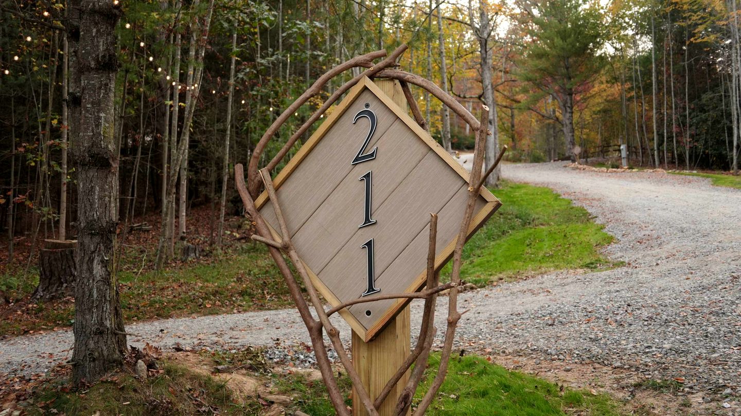 Secluded Rustic Chic Glamping Escape with Canvas Bell Tent and Tree Canopy in Waynesville, North Carolina