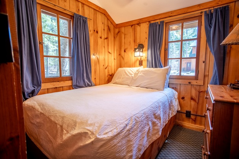 Cabins (United States of America, Babbitt, Minnesota)
