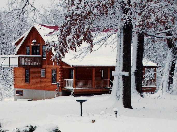 Log Cabins (Pamplin, Virginia, United States)