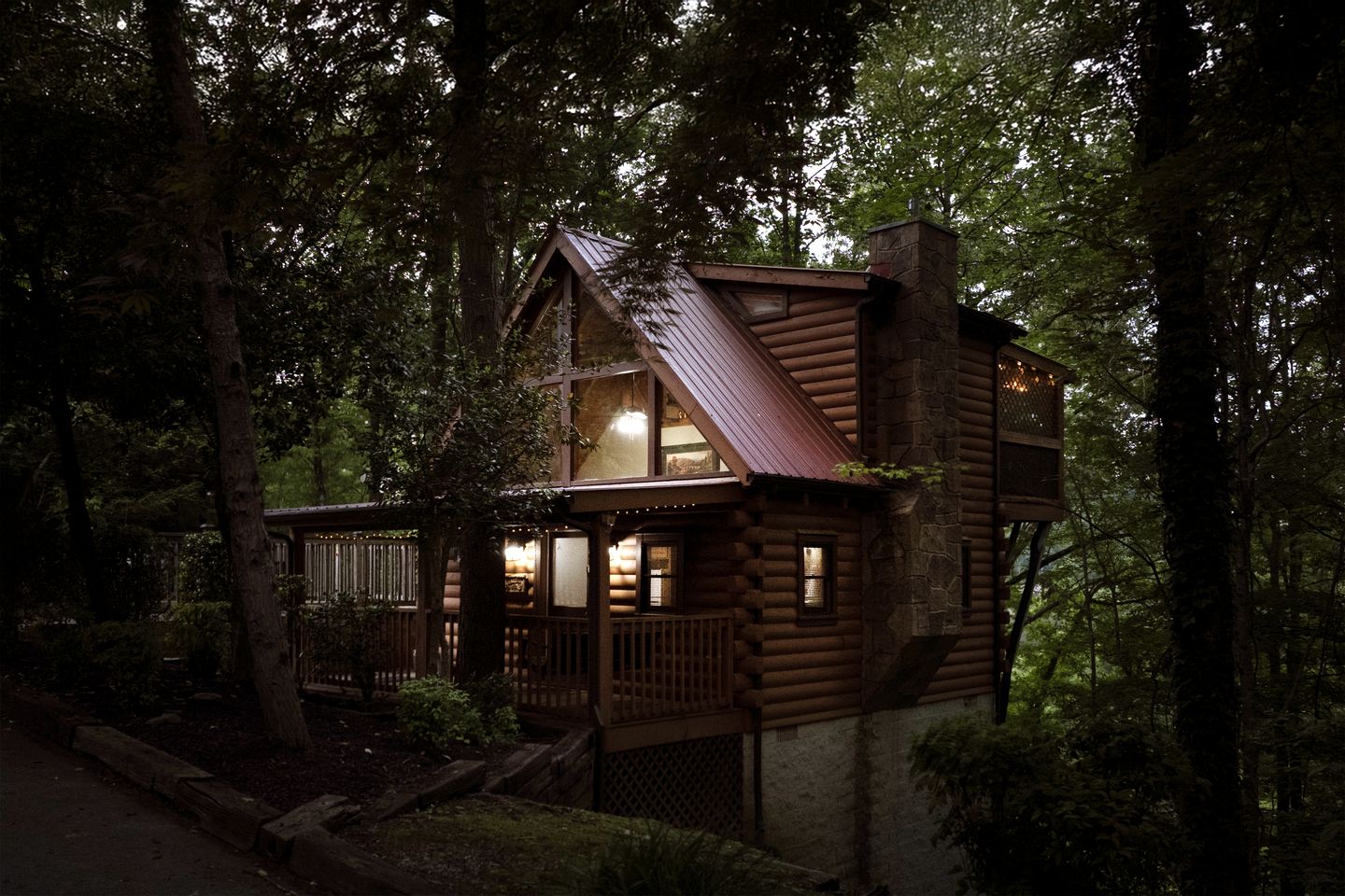 Secluded Smoky Mountain Cabin with Fireplace near Gatlinburg, Tennessee