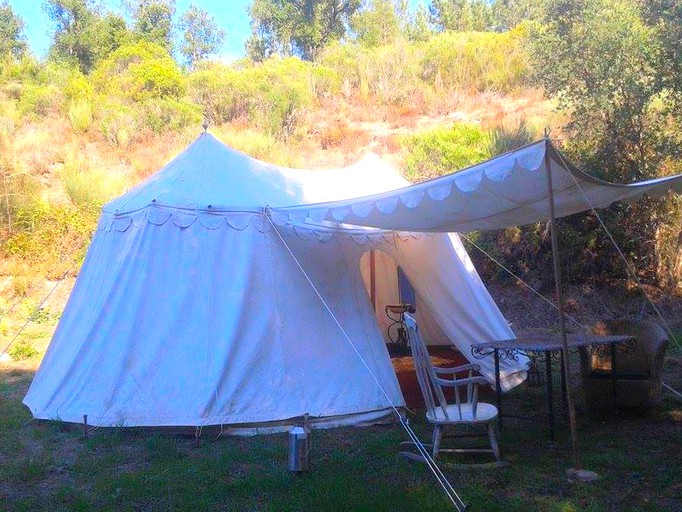 Tents (Coimbra, Coimbra District, Portugal)