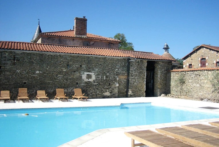 Tented Cabins (Moutiers-sur-le-Lay, Pays de la Loire, France)