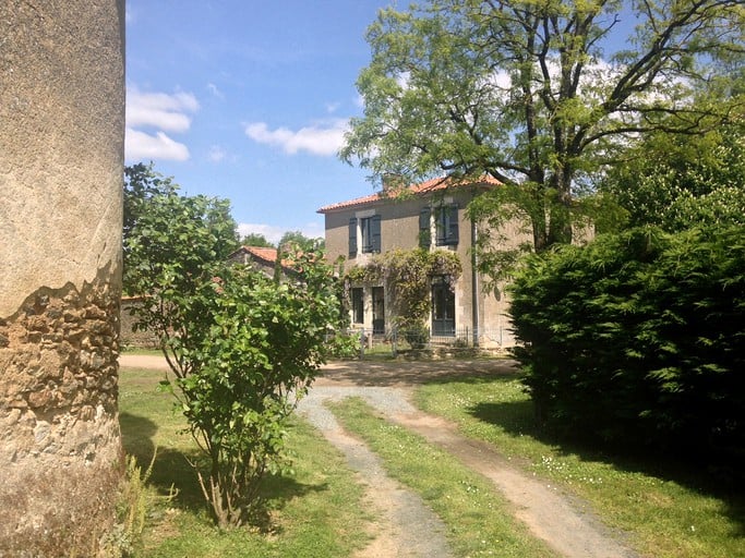 Tented Cabins (Moutiers-sur-le-Lay, Pays de la Loire, France)