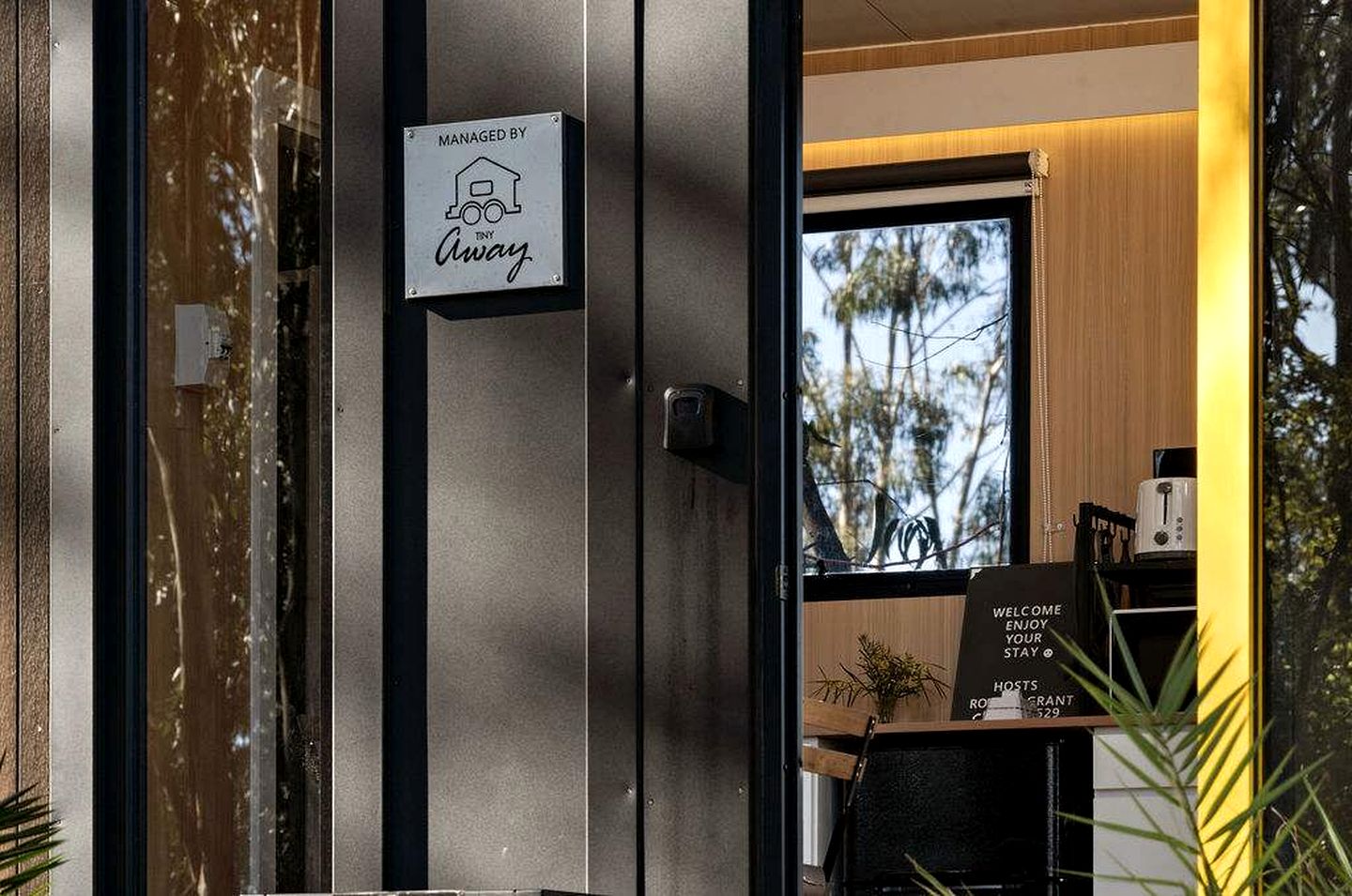 Secluded Tiny Home with Outdoor Spa & National Park Views near Churchill, Yinnar South Vic