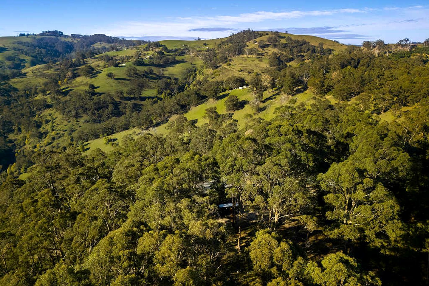 Secluded Tiny Home with Outdoor Spa & National Park Views near Churchill, Yinnar South Vic