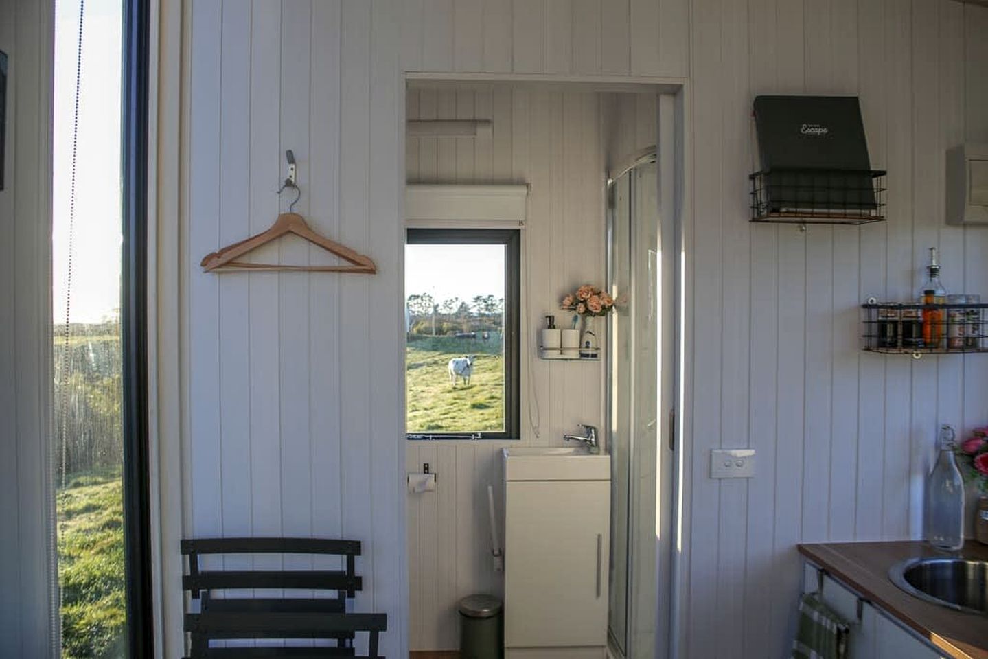 Secluded Tiny House with Breathtaking Mountain Views in Stratford, North Island