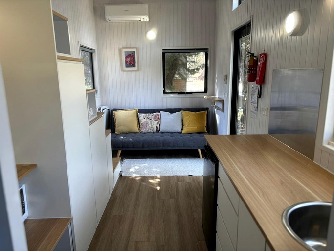 Tiny Houses (Australia, Dadswells Bridge, Victoria)