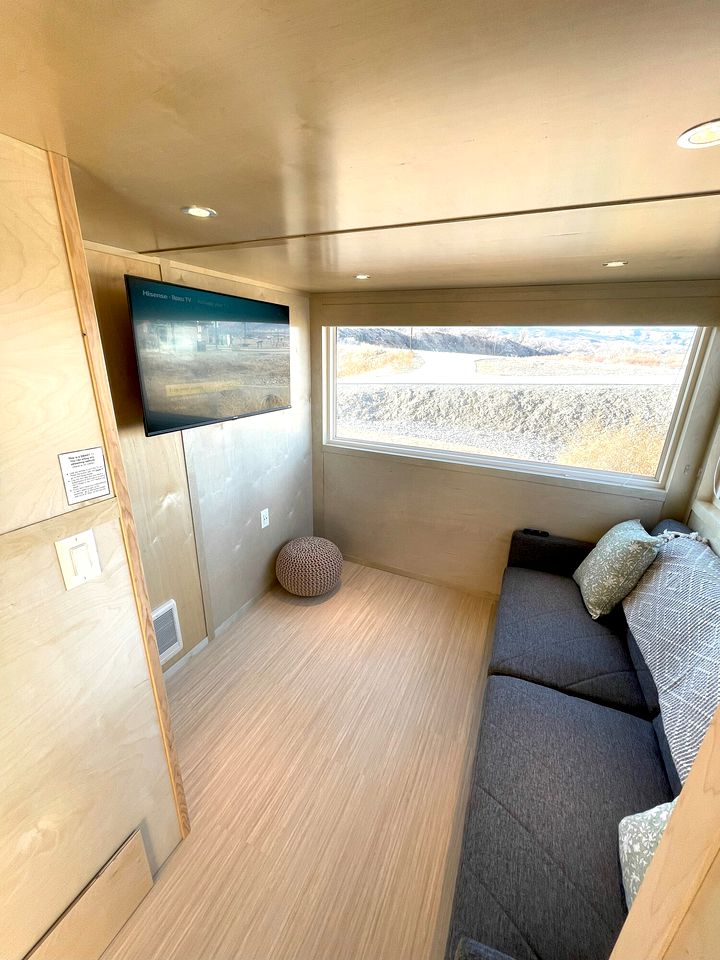 Secluded Tiny House Oasis in Grand Junction: Nature's Perfect Glamping Hideaway in Colorado