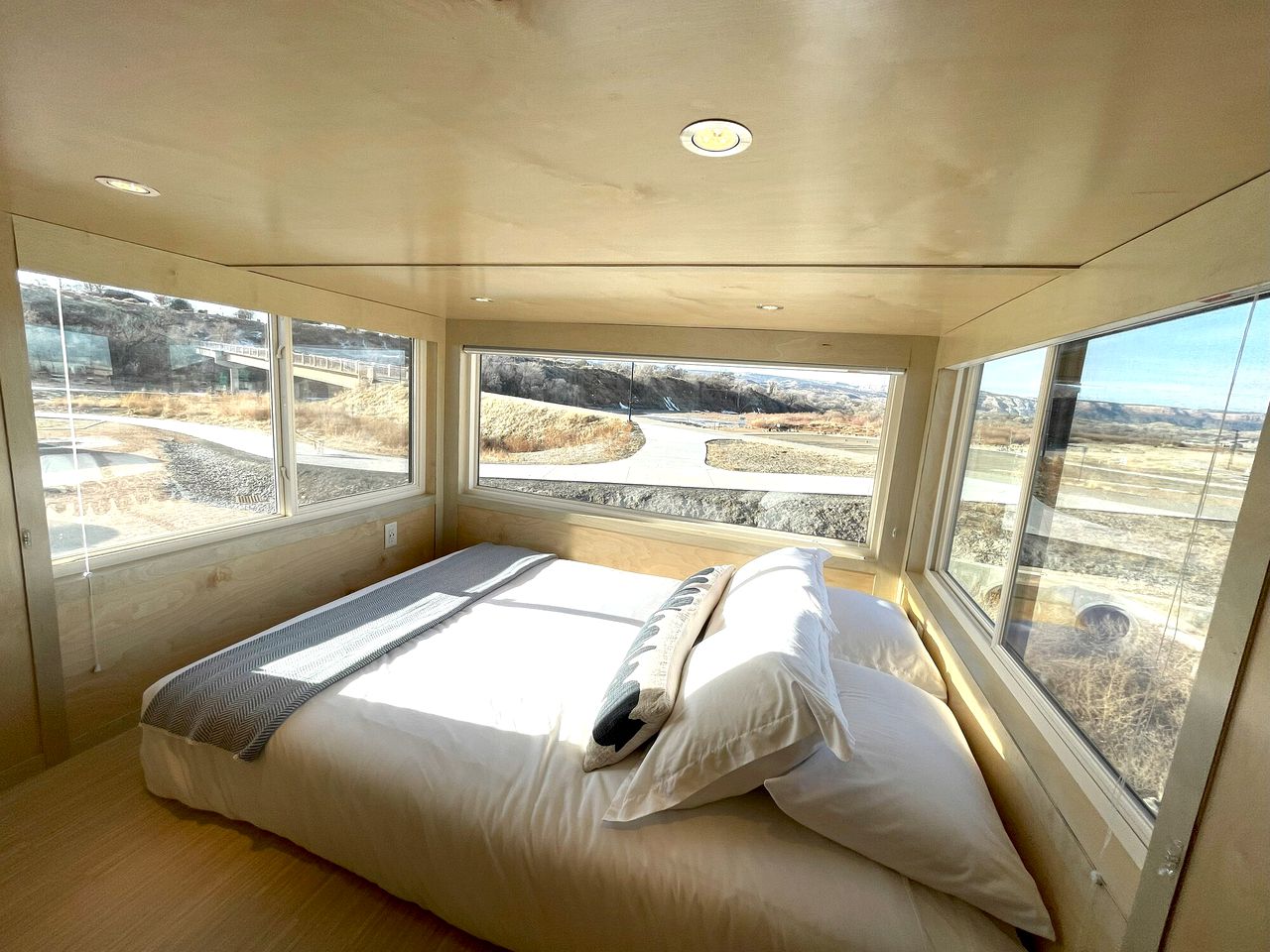 Secluded Tiny House Oasis in Grand Junction: Nature's Perfect Glamping Hideaway in Colorado