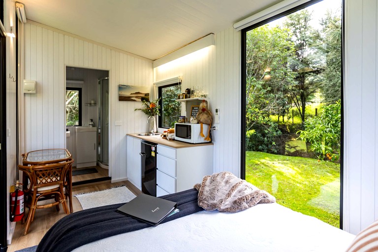 Tiny Houses (New Zealand, Otapaurau, Auckland)