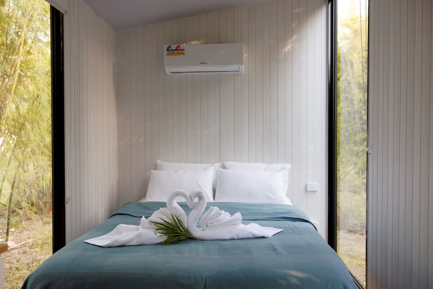 Secluded Tiny House Perfect for Water Activities and Family Time in Queensland, Australia