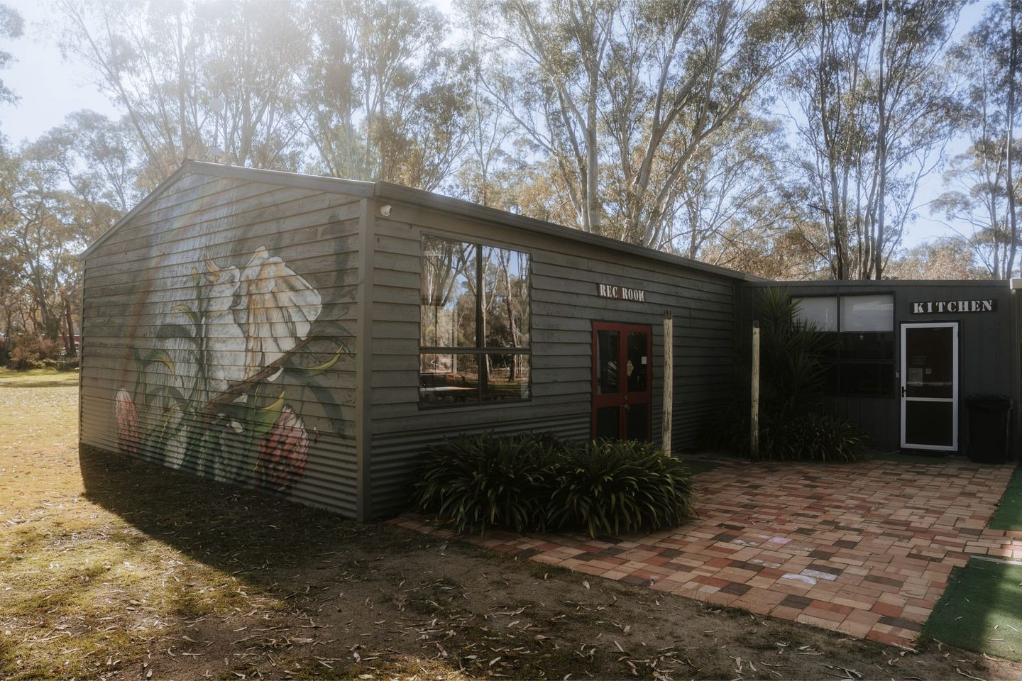 Secluded Tiny House Perfect for Water Activities and Family Escapes in Victoria, Australia