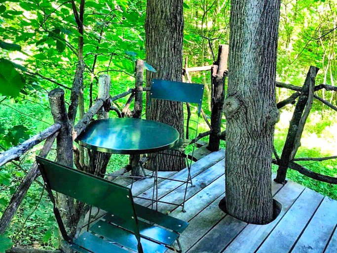 Tree Houses (Argyle, New York, United States)