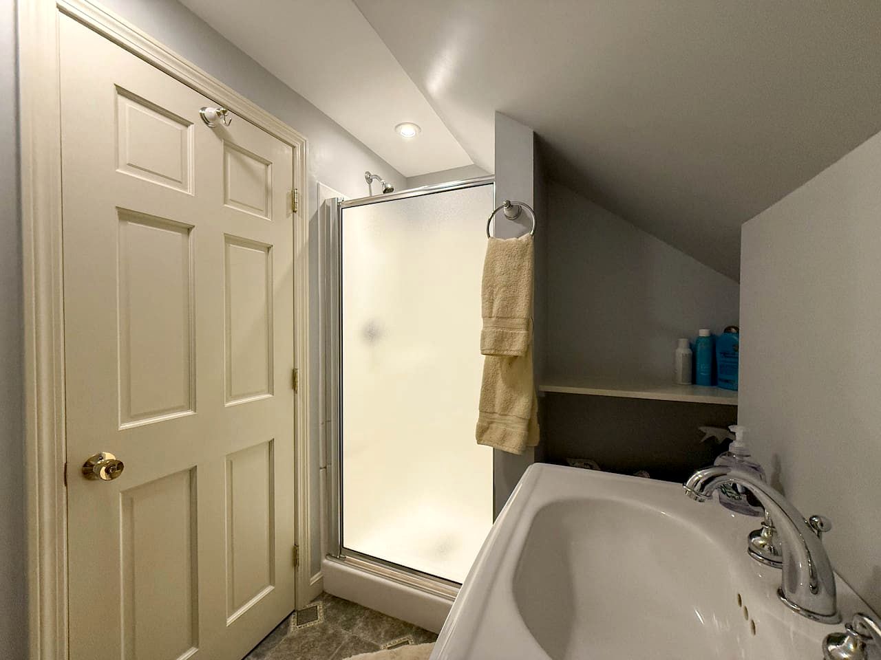 Secluded Vacation Rental Near Crystal Lake in Eaton, New Hampshire