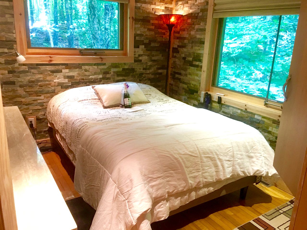 Secluded Waterfront Cabin Rental on Lake Superior near Red Cliff, Wisconsin