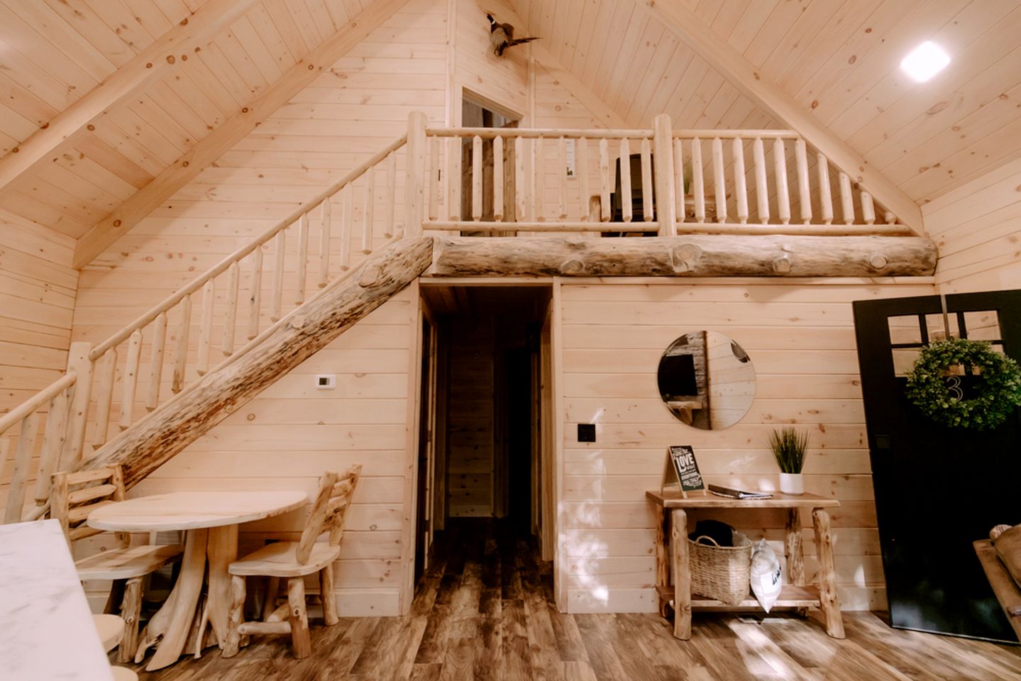 Secluded Wooden Cabin with Fire Pit, Barbecue and Hot-tub in Campbellsville, Kentucky