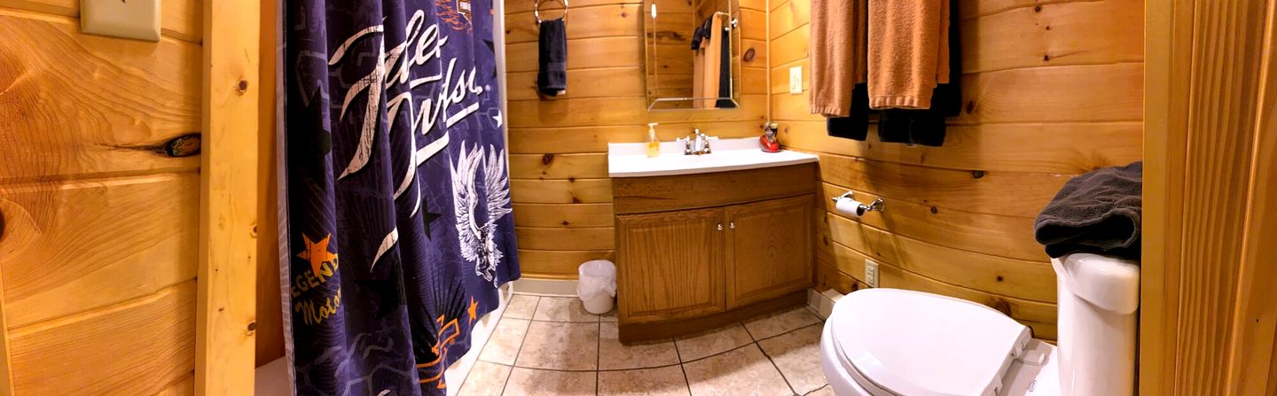 Secluded Wooden Cabin Next to Fantastic Hiking Trails in Monterville, West Virginia