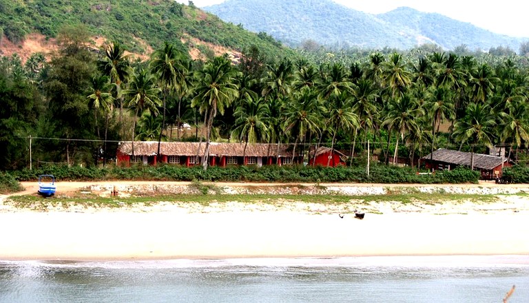 Cabins (Karwar, Karnataka, India)