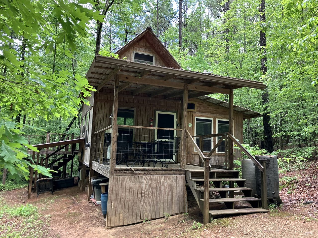 Secluded Woodland Cabin for an Authentic Off-Grid Nature Escape in Fruithurst, Alabama