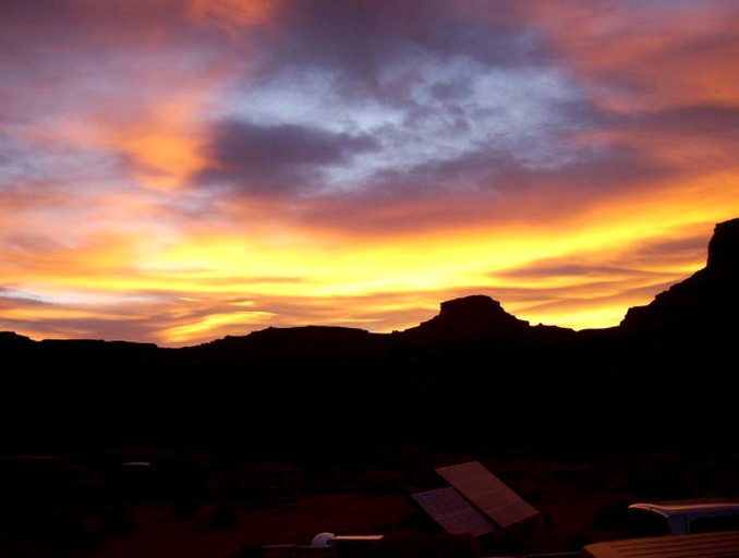 Cabins (Moab, Utah, United States)