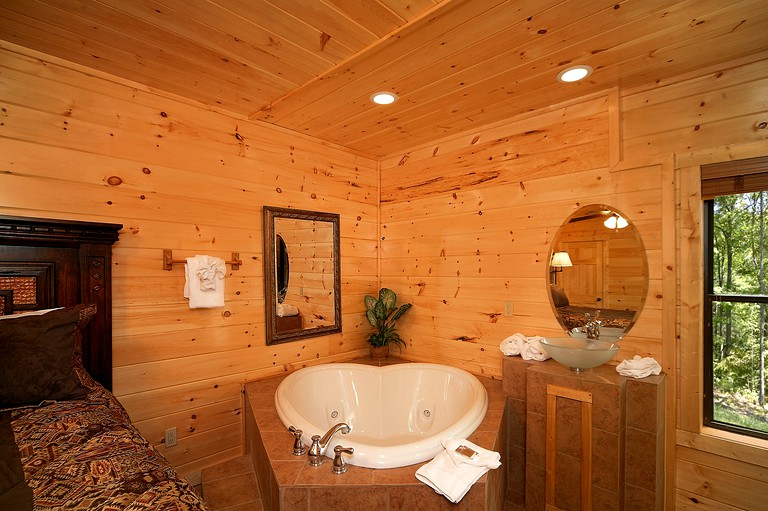 -- (United States, Gatlinburg, Tennessee)