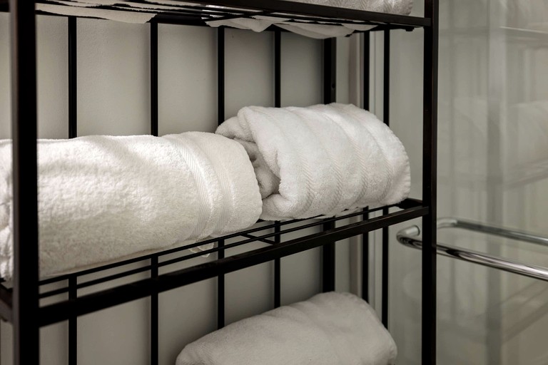 Cabins (United States of America, Gerrardstown, West Virginia)