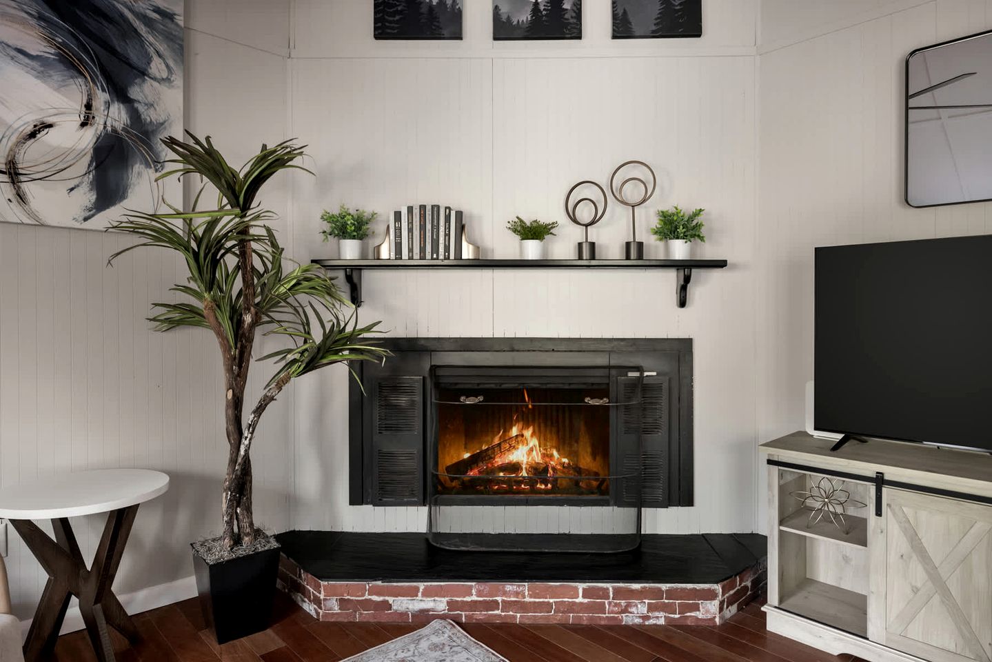 Enchanted Mountain Cabin Retreat with Woodland Serenity near Sleepy Creek Lake West Virginia