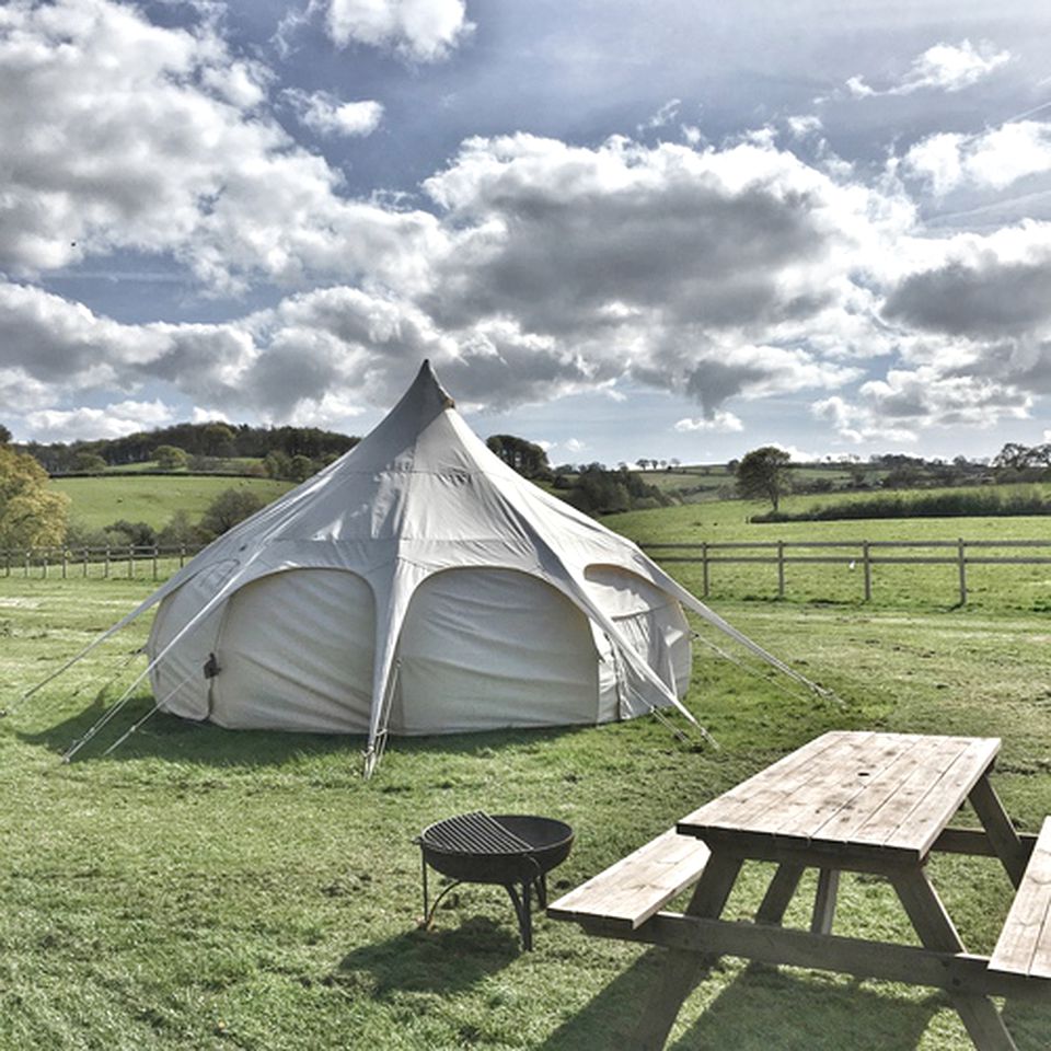 Off-The-Grid Tent For Families with Fire Pit in Goathurst, England