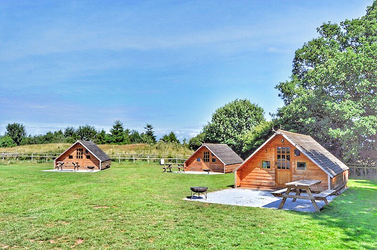 Cabins (Goathurst, England, United Kingdom)
