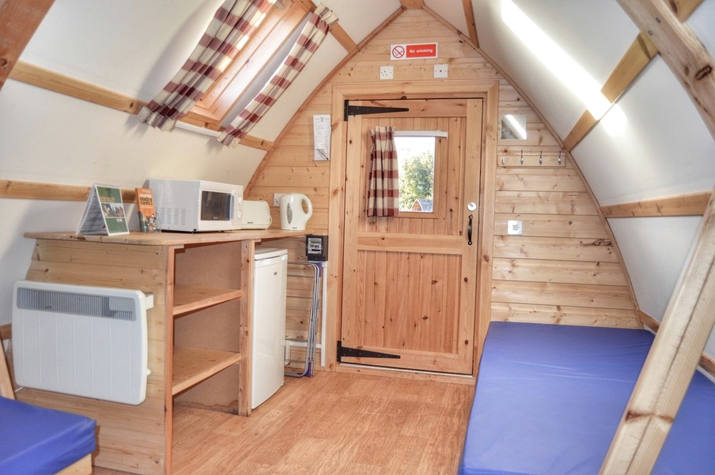 Unique Cabin Getaway with Fire Pit and Hot Tub near Taunton, England