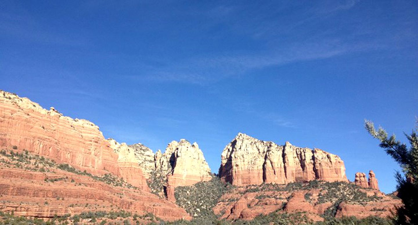 Gorgeous Cabin Rental with Breathtaking Views of Jordan Park in Sedona, Arizona