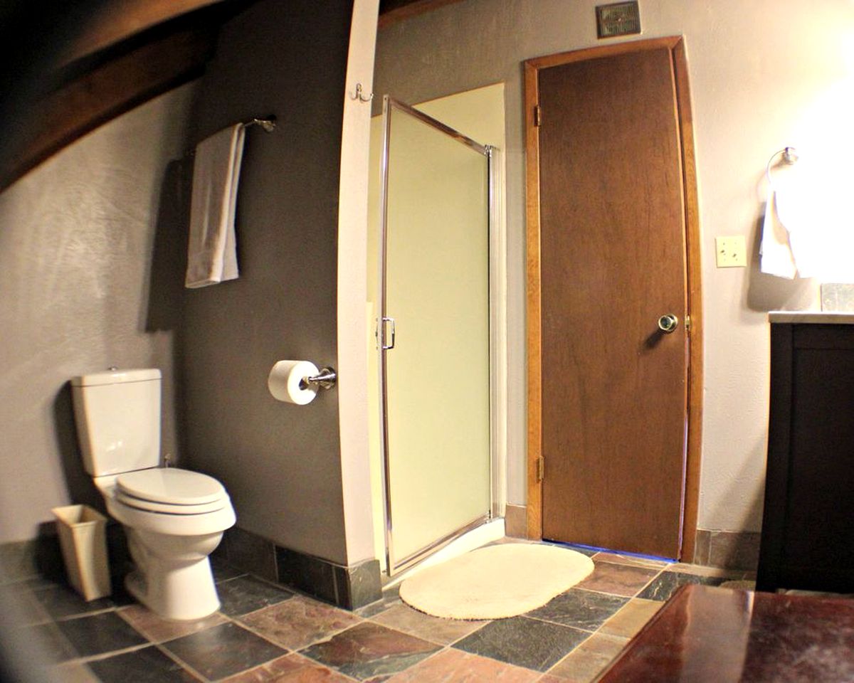 Cozy and Rustic Cabin Rental near Mount Snow in Angel Fire, New Mexico