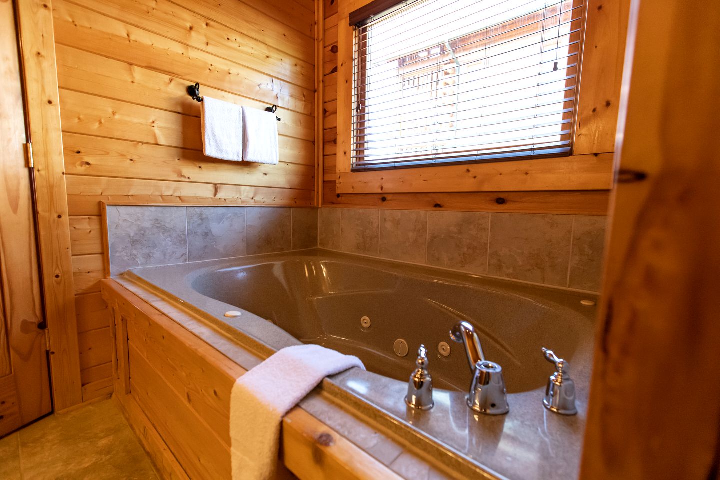 Elegant Vacation Rental for Large Group Getaways in Tennessee