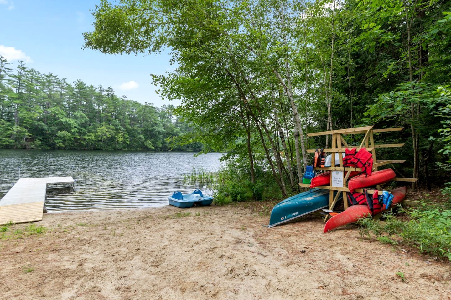Serene A-Frame with Hot Tub Perfect for Couples in Oxford, Maine