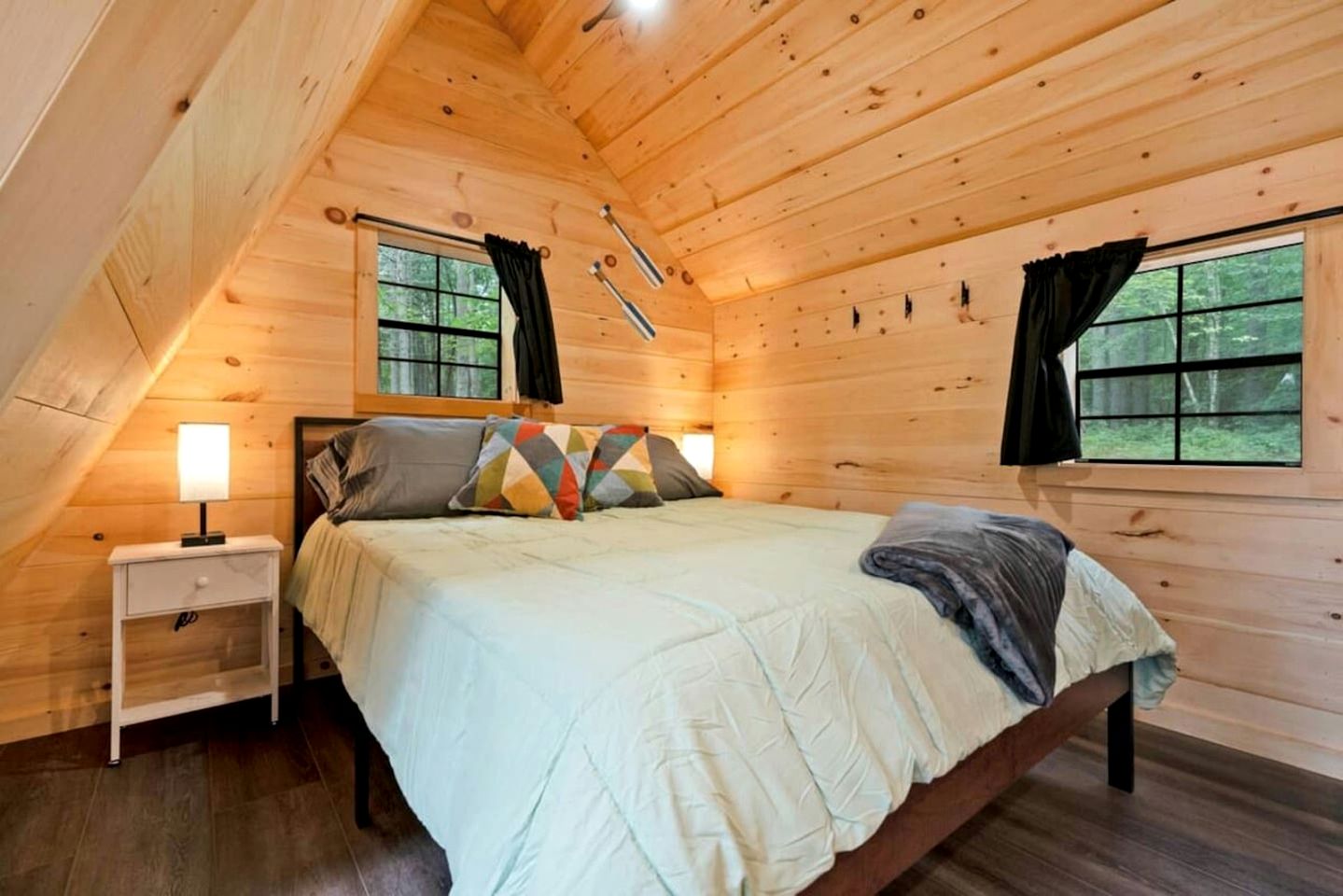 Serene A-Frame with Hot Tub Perfect for Couples in Oxford, Maine