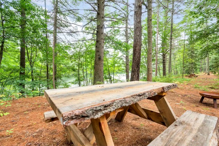 A-Frames (United States of America, Oxford, Maine)