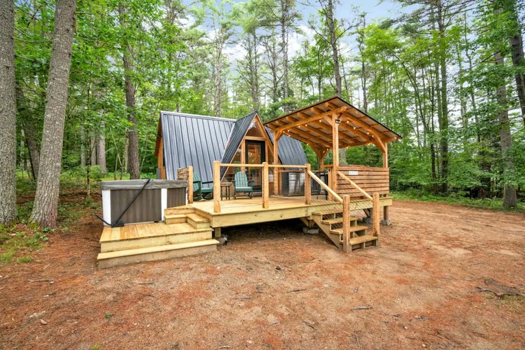 A-Frames (United States of America, Oxford, Maine)